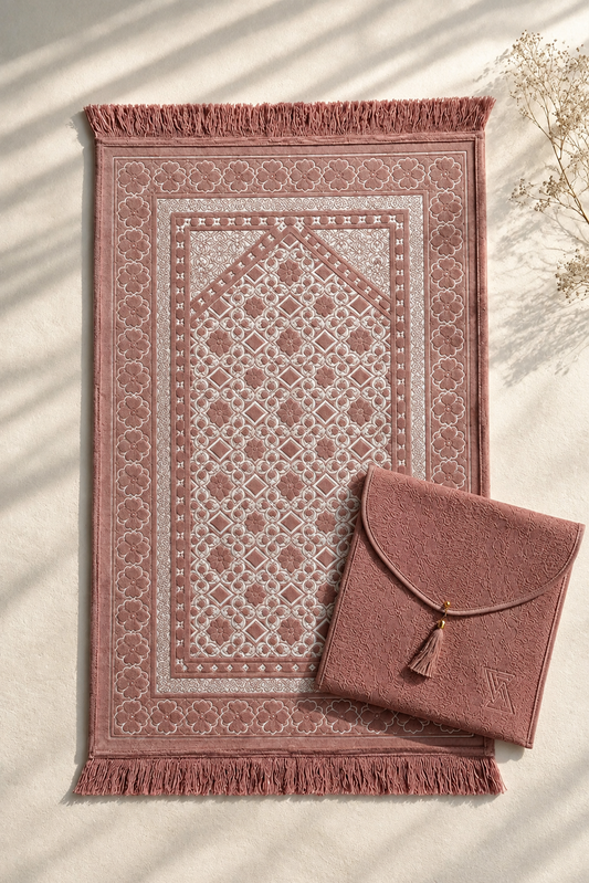 Rose Serenity prayer mat from Masra