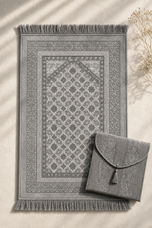 Silver Serenity prayer mat from Masra