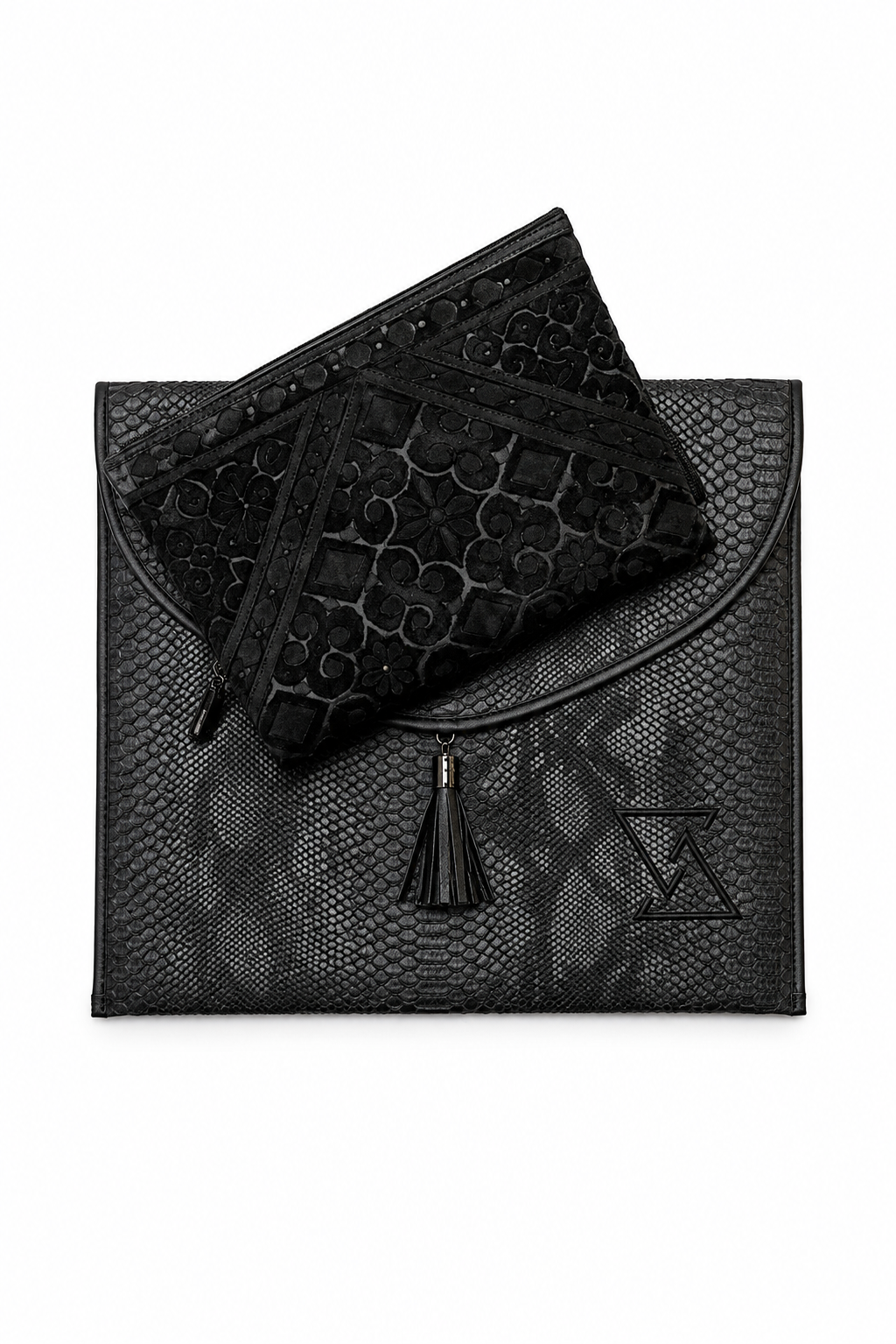 Noir Elegance prayer mat from Masra - view 2